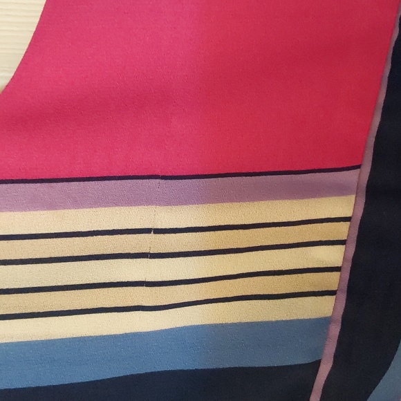 Jones New  York  size Large shear  womens top - Picture 4 of 4